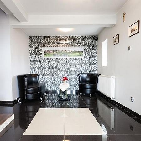 Sleep In Lomza Apartment Exterior foto